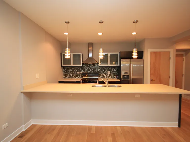 3525 N Reta Ave #1E — Photo 6