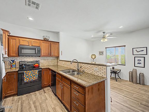 3rd image of 3031 W Mariah Joy Pl #3
