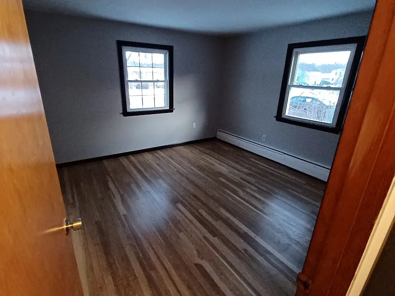13 Orlando St — Photo 5