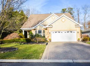 683 Country Club Dr, Egg Harbor, NJ 08215