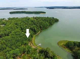 30 Fogg Point Rd, Freeport, ME 04032