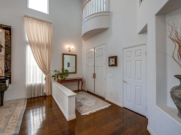 5th image of 6286 Marquis Ct