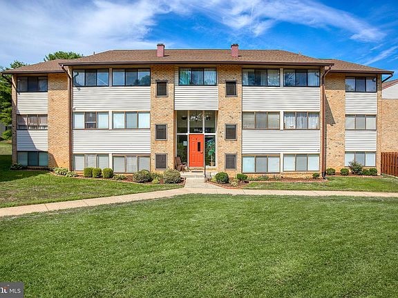 2nd image of 50 Bright Oaks Dr Unit 50-I