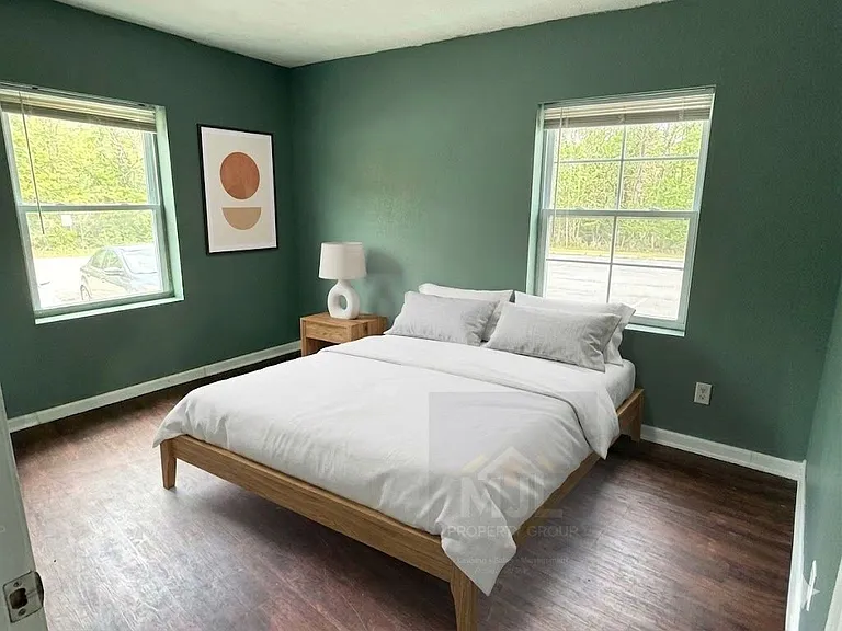 704 N Willow Ave — Photo 6
