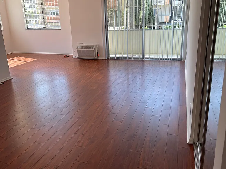 340 South St. Andrews Place — Photo 36
