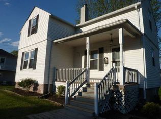 65 West St, West Warwick, RI 02893