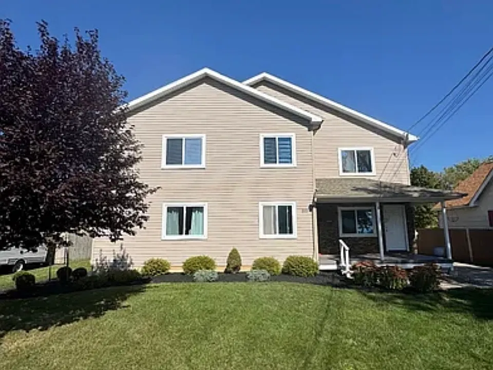103 Sawyer Ave #5