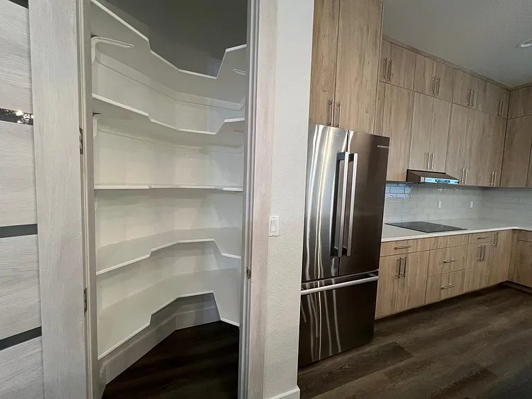 5150 Jessamine Ave — Photo 13
