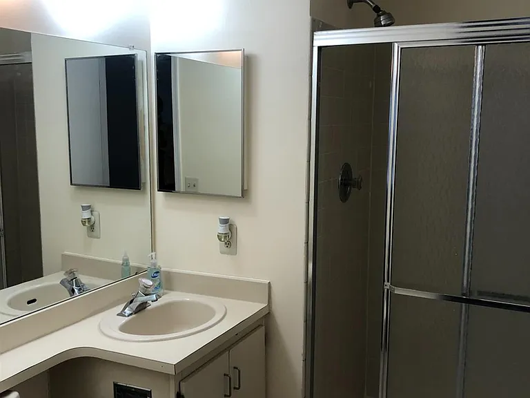 27 Townsend Ct — Photo 7