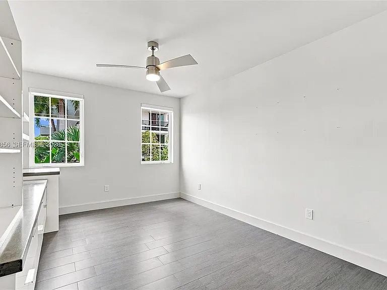 3237 NE 5th St — Photo 32