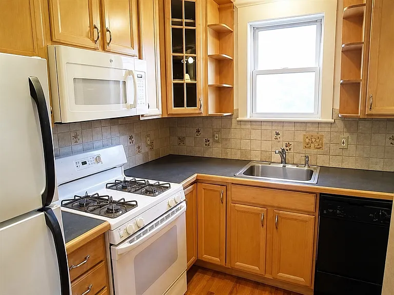74 Bacon St #2 — Photo 1