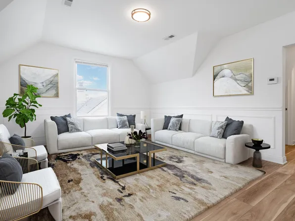 2634 N Lawndale Ave #3, Chicago, IL 60647