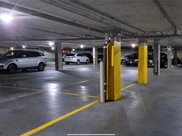 155 Oceana Drive East image 28 of 31