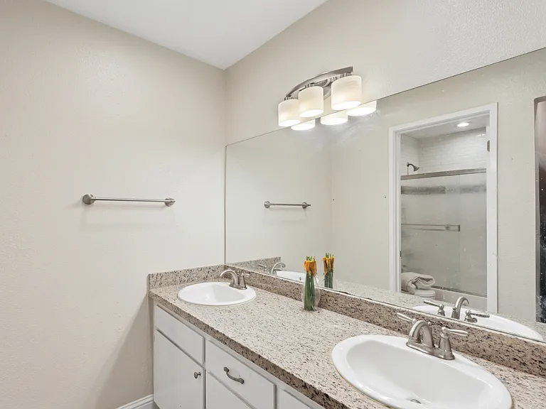 2128 Bueno Dr #30 — Photo 14