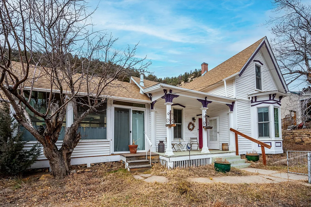 Building Photo - 139 Virginia Canyon Rd