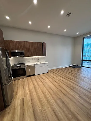 303 Washington St #6D Photo 1 303 Washington St #6D Photo 1