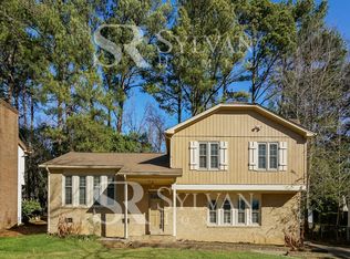 12 Lynn Rd, Raleigh, NC 27609