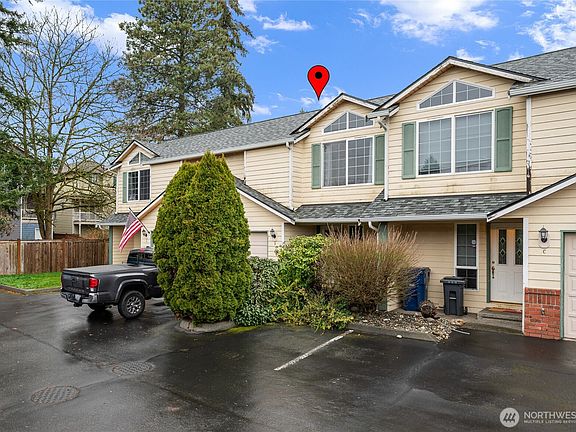 2nd image of 4309 NE 84th Street #B