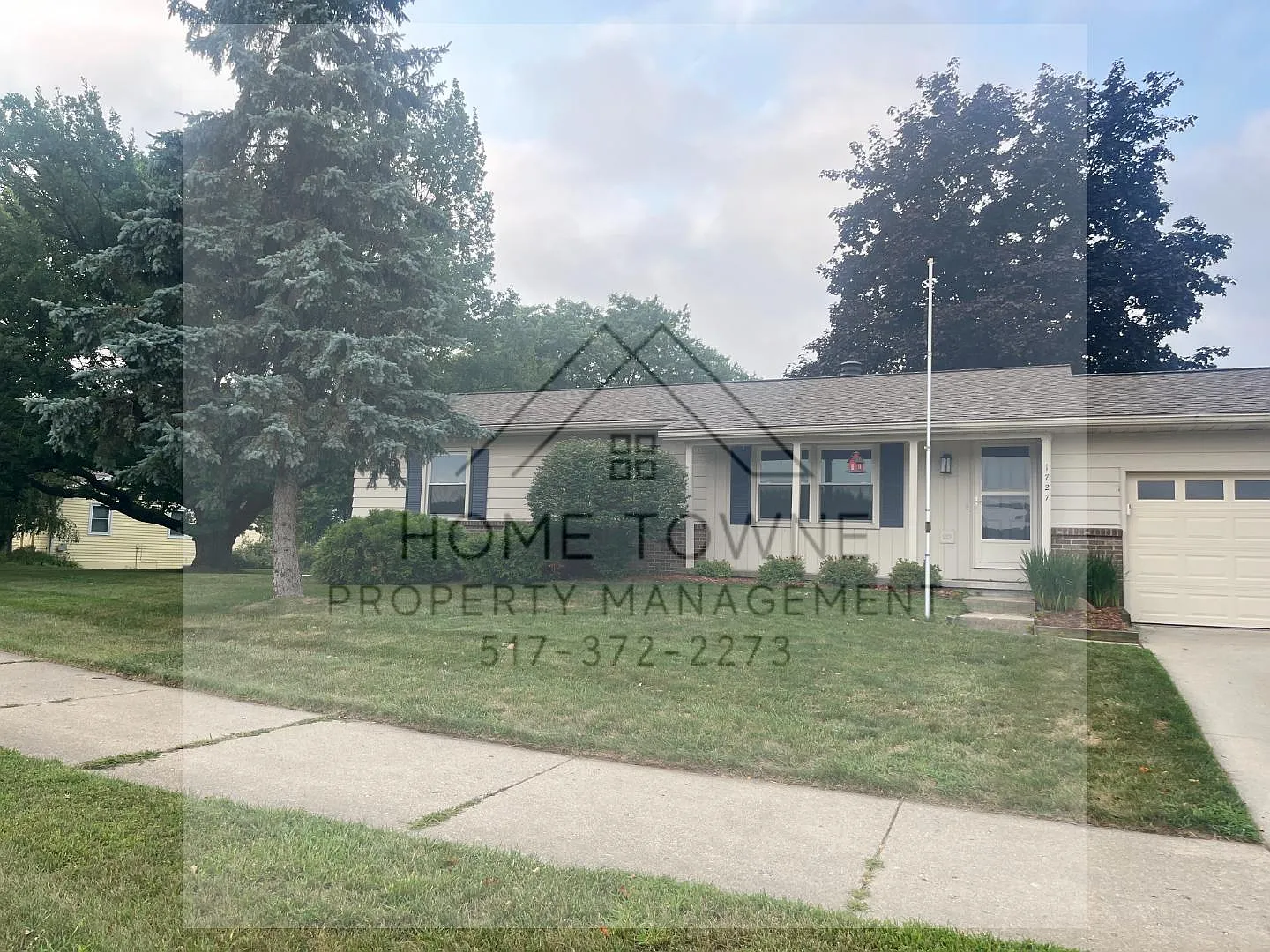 1727 Kinawa Dr — Photo 2