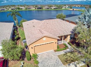 822 Shorehaven Dr, Poinciana, FL 34759