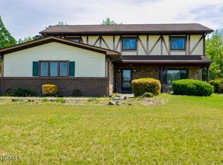 1491 Old Chinquapin Rd, Beulaville, NC 28518