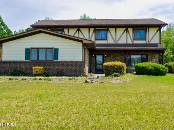 1491 Old Chinquapin Road, Beulaville, NC 28518