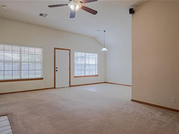 4th image of 12612 Meadows Dr