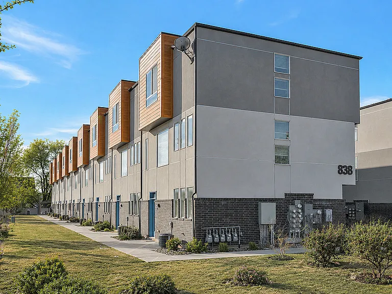 Tapestry Townhomes — Photo 10