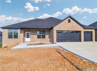 4789 Cowboy St, Springdale, AR 72762