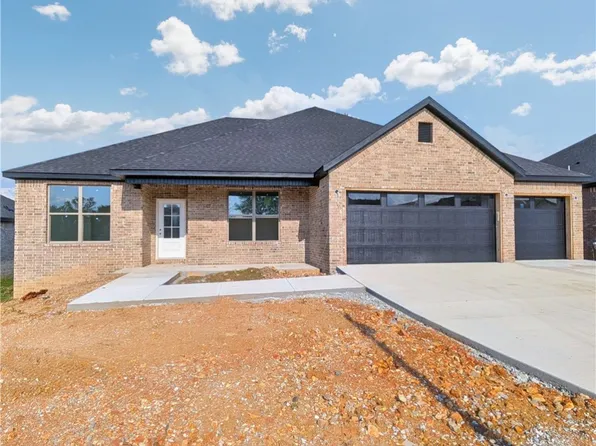 4789 Cowboy St, Springdale, AR 72762