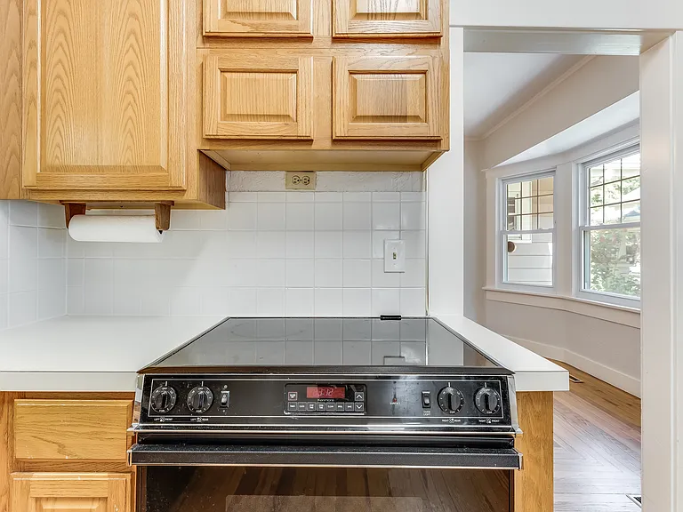 122 S Belmont Ave — Photo 25