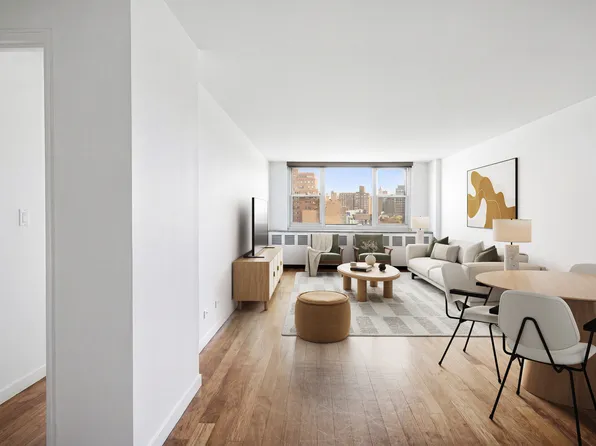 61 Jane Street image 1 of 9