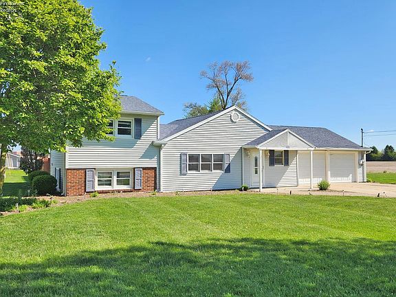 4th image of 1300 Castalia St
