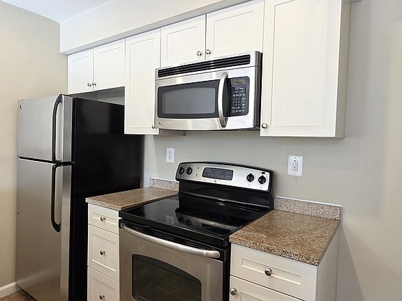 4th image of 314-22 Walnut St #605