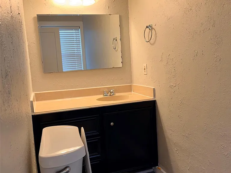 5003 Terry St — Photo 17