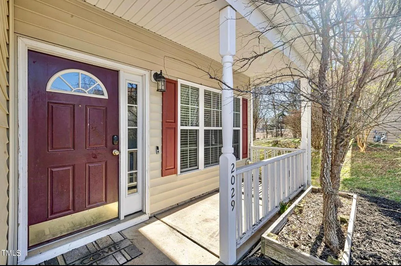 2029 Cartier Ruby Ln — Photo 3