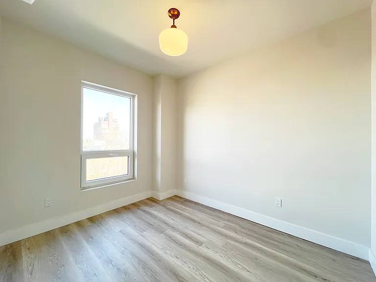 950 Bedford Ave #5E — Photo 14