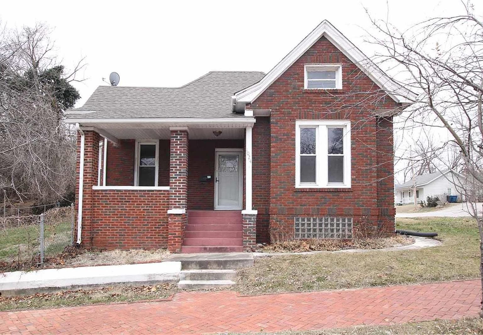 1024 Alby St, Alton, IL 62002 Zillow