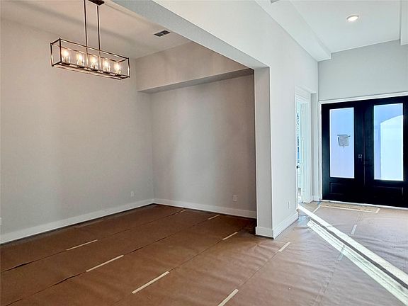 4th image of 4414 Heather Crossing Rd