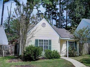 303 N Grove Cir, Brandon, MS 39047