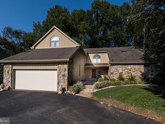 3rd image of 104 Bellant Cir