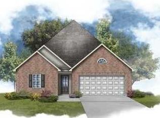 106 Hidden Hills Dr, Youngsville, LA 70592