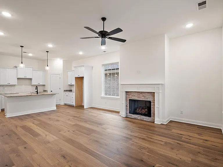 6520 Benjamin Cv — Photo 6