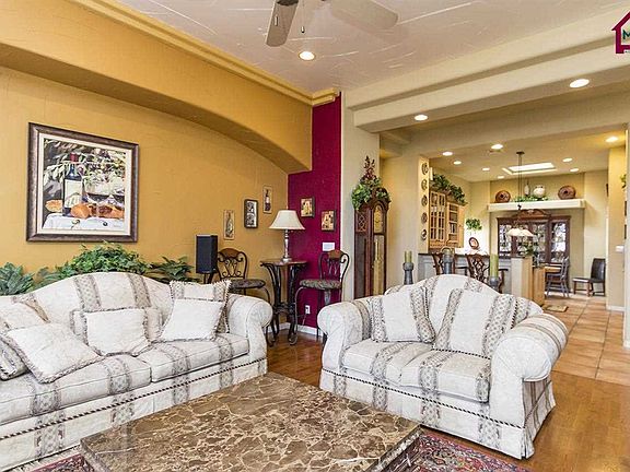 4th image of 3598 Crescent Creek Cir