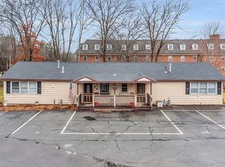 3 Pailet Dr APT 10, North Chelmsford, MA 01863