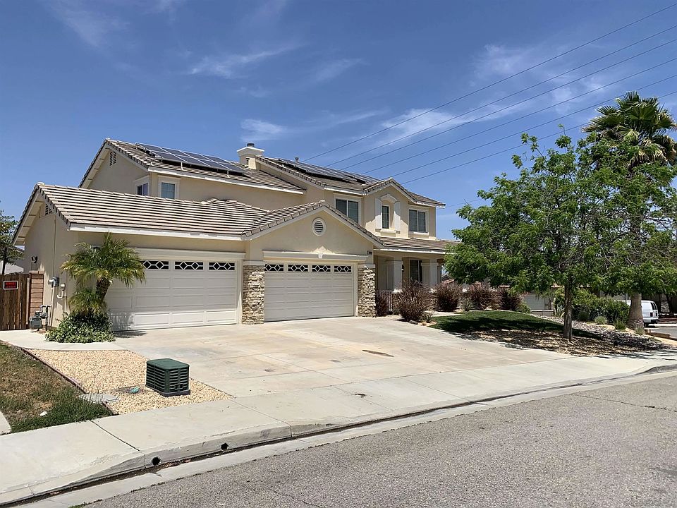 1st image of 28992 Heaton Ln