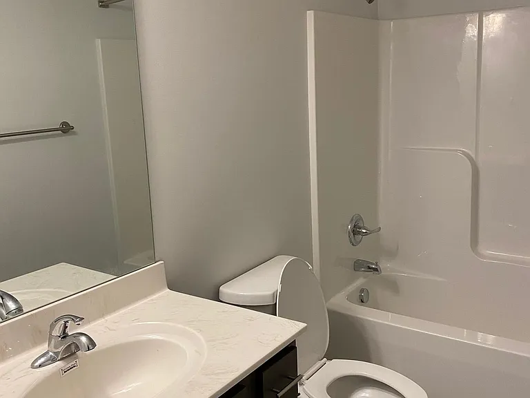 174 Creekvale Dr #B — Photo 14