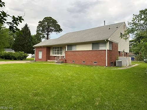 426 Beacon Hill Cir Photo 1