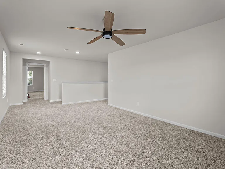 945 Avonmore Dr — Photo 14