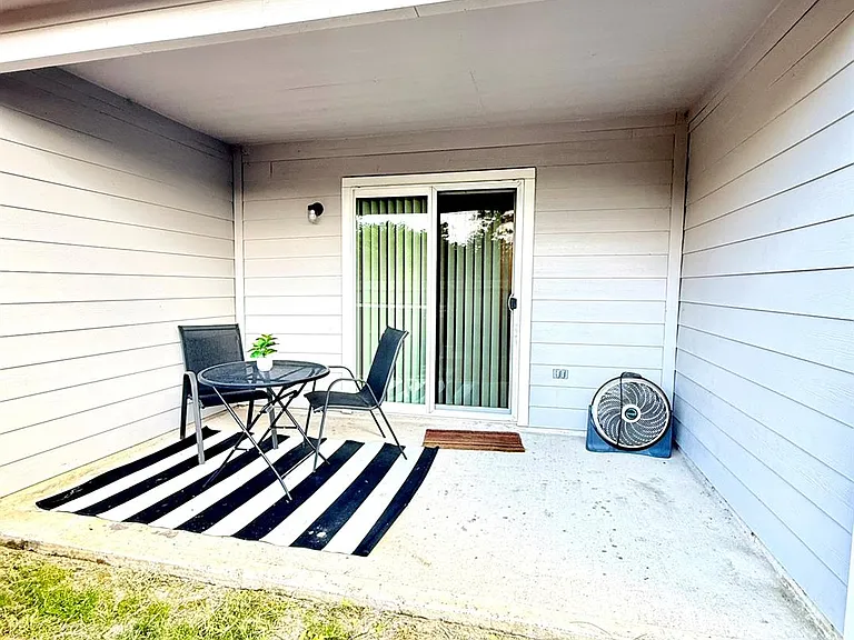 302 Del Monte Dr — Photo 34